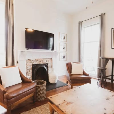 Trendy 2BR/2BA | Walk to Forsyth Park